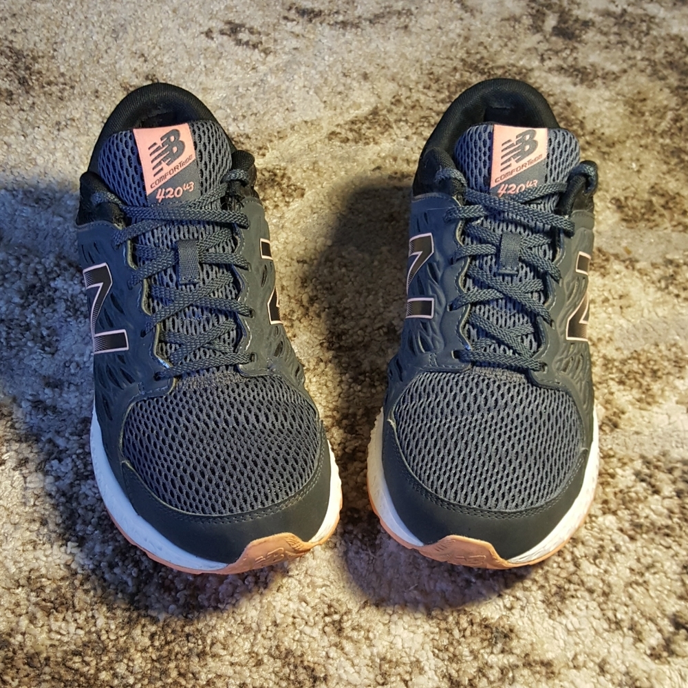 New Balance - Picture 8 of 8